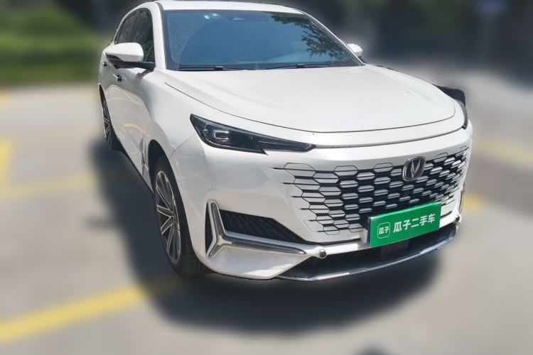 Used CHANGAN UNI-K 2021 2.0T Prestige Edition Front Right 45 Deg