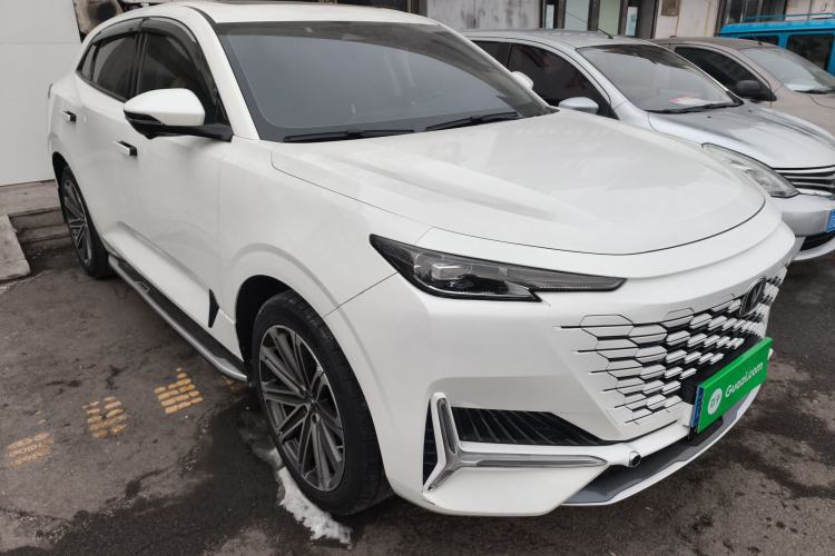 Used CHANGAN UNI-K 2021 2.0T All-Wheel Drive Prestige Version Front Right 45 Deg