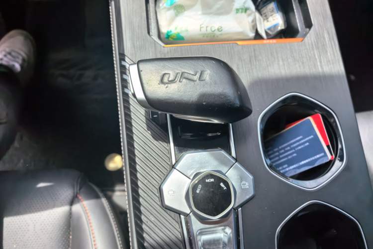 Used CHANGAN UNI-K 2021 2.0T Luxury Version Gear Lever