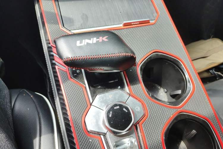 Used CHANGAN UNI-K 2021 2.0T Excellence Edition Gear Lever