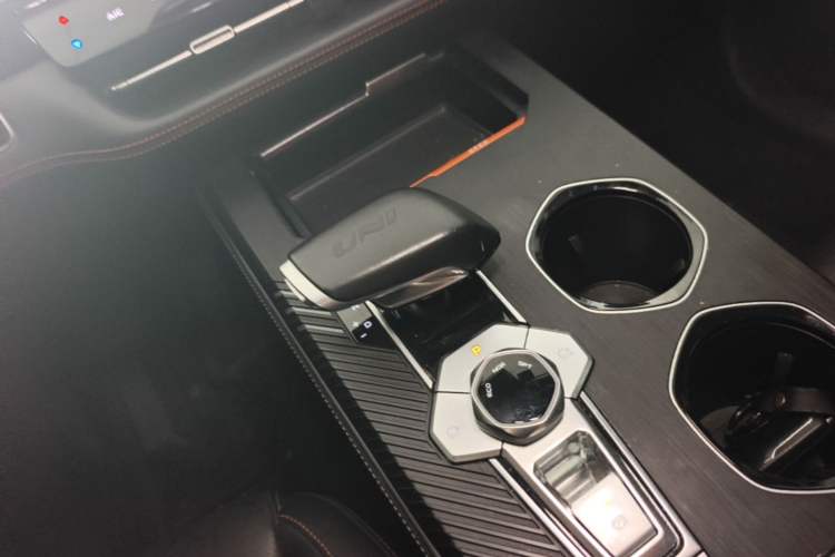 Used CHANGAN UNI-K 2021 2.0T Excellence Edition Gear Lever