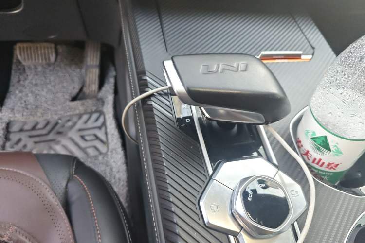Used CHANGAN UNI-K 2021 2.0T Excellence Edition Gear Lever