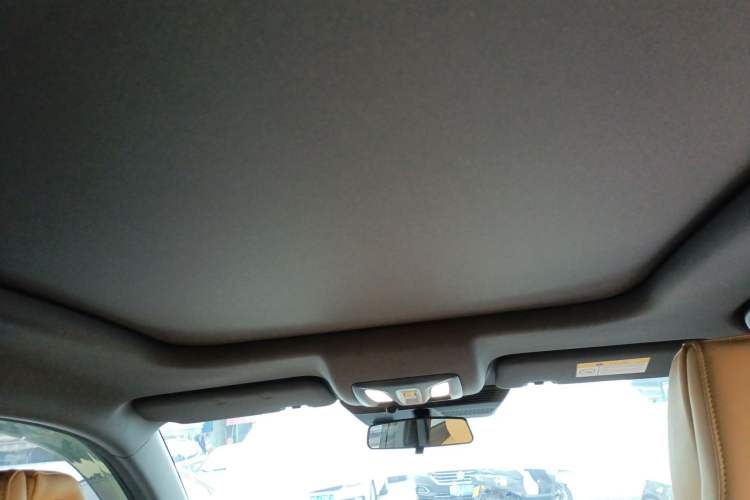 Used CHANGAN UNI-K 2021 2.0T All-Wheel Drive Prestige Version Headliner