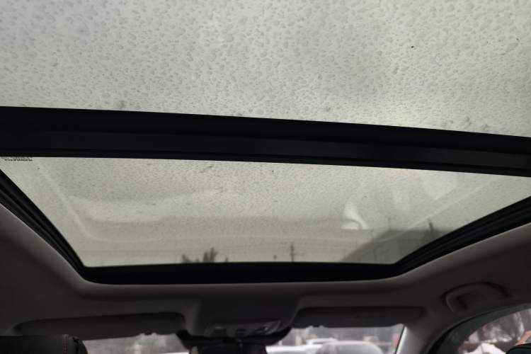 Used CHANGAN UNI-K 2021 2.0T All-Wheel Drive Prestige Version Headliner