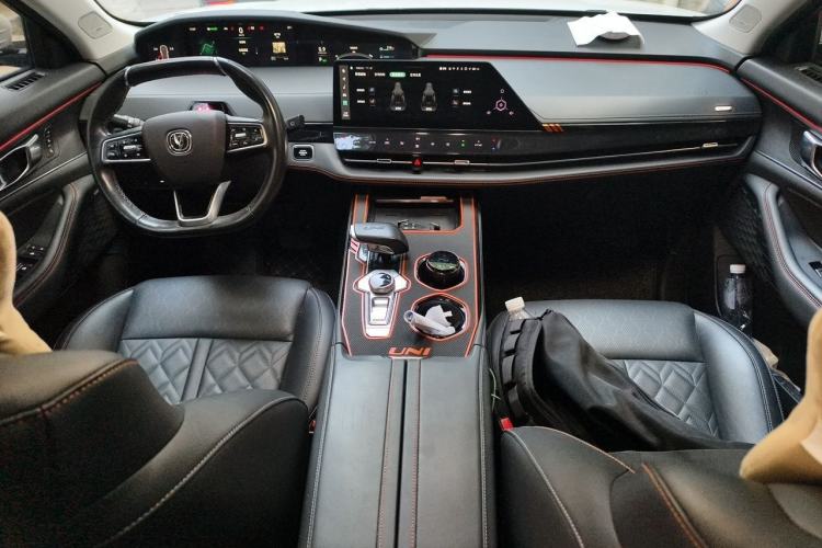 Used CHANGAN UNI-K 2021 2.0T Prestige Edition Interior 2