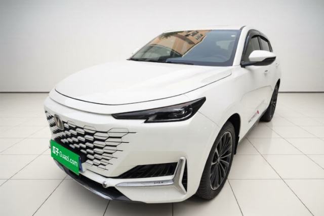 Ojetý CHANGAN UNI-K 2021 2.0T Excellence Edition