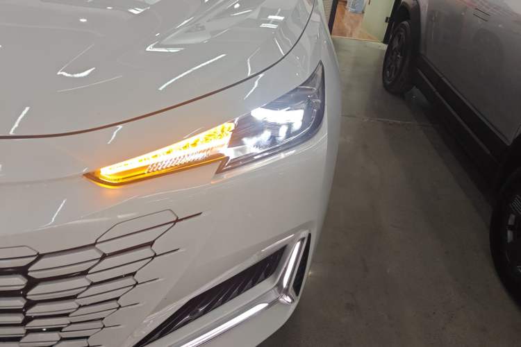 Used CHANGAN UNI-K 2021 2.0T Prestige Edition Left Front Headlight