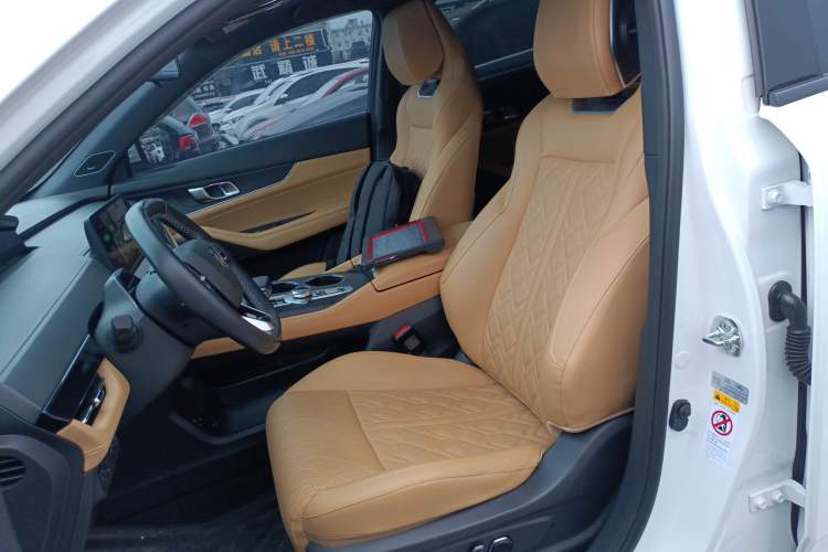 Used CHANGAN UNI-K 2021 2.0T All-Wheel Drive Prestige Version Left Front Seat