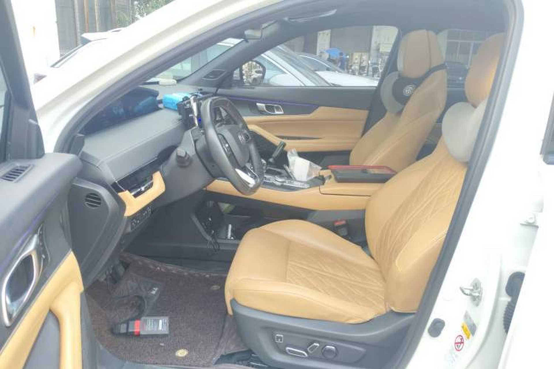 Used CHANGAN UNI-K 2021 2.0T All-Wheel Drive Prestige Version Left Front Seat