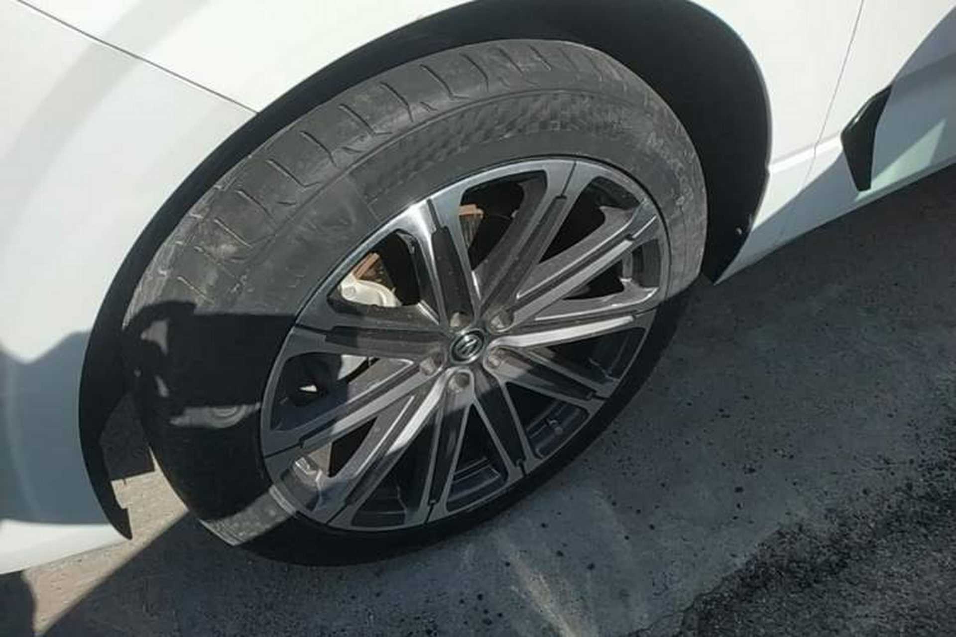 Used CHANGAN UNI-K 2021 2.0T Prestige Edition Left Front Wheel Hub