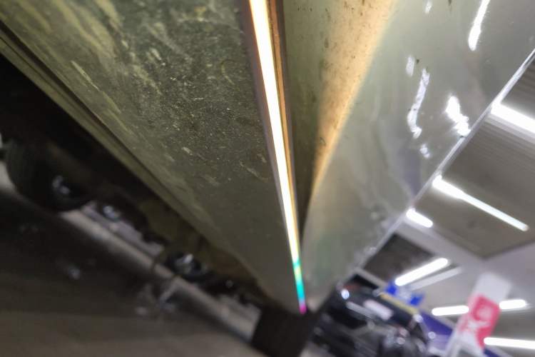 Used CHANGAN UNI-K 2021 2.0T All-Wheel Drive Prestige Version Left Side Sill