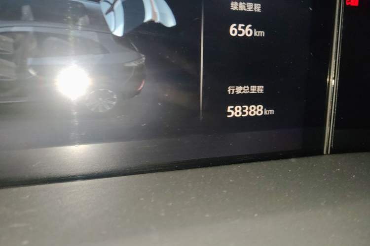 Used CHANGAN UNI-K 2021 2.0T Prestige Edition Odometer Close Up