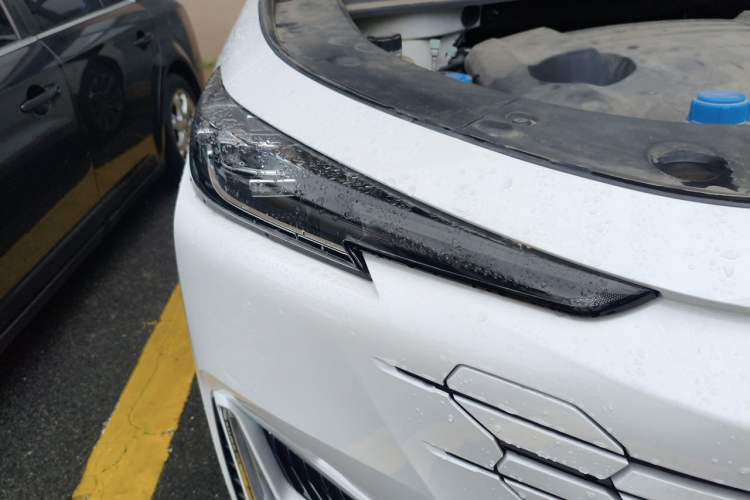 Used CHANGAN UNI-K 2021 2.0T Prestige Edition Right Front Headlight