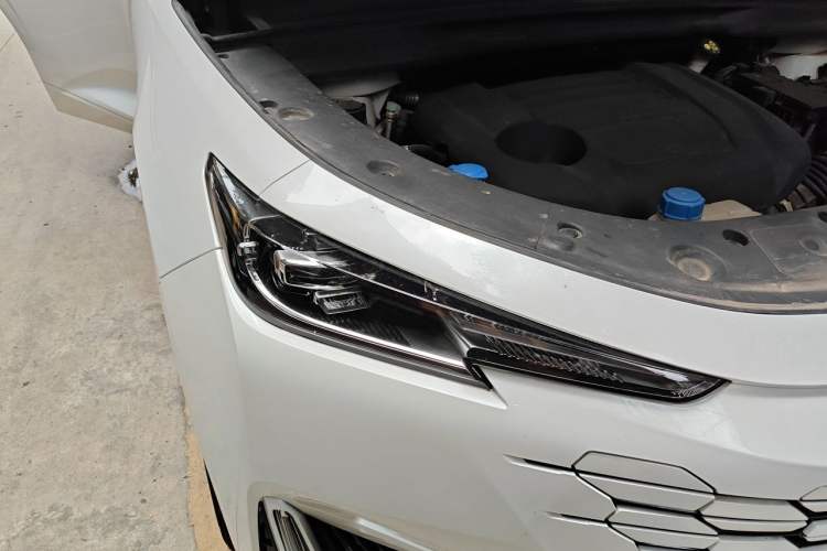Used CHANGAN UNI-K 2021 2.0T Prestige Edition Right Front Headlight