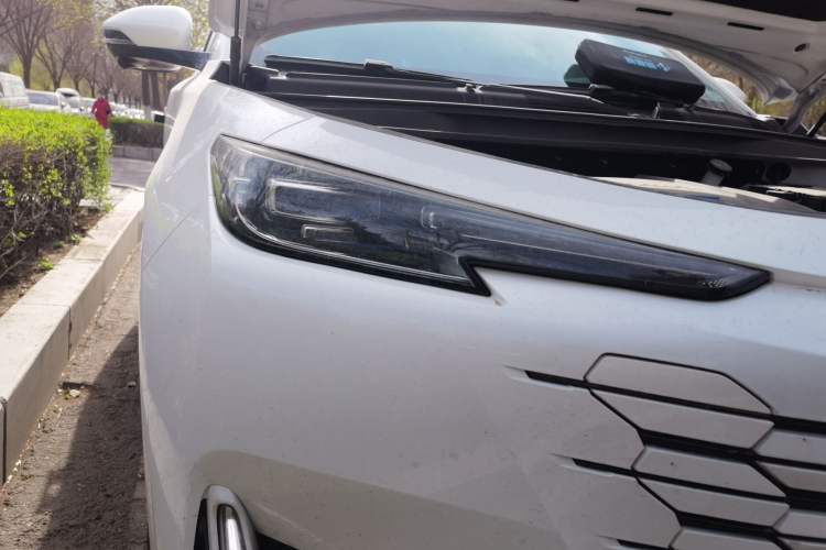 Used CHANGAN UNI-K 2021 2.0T Prestige Edition Right Front Headlight