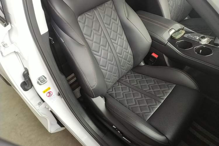 Used CHANGAN UNI-K 2021 2.0T Prestige Edition Right Front Seat