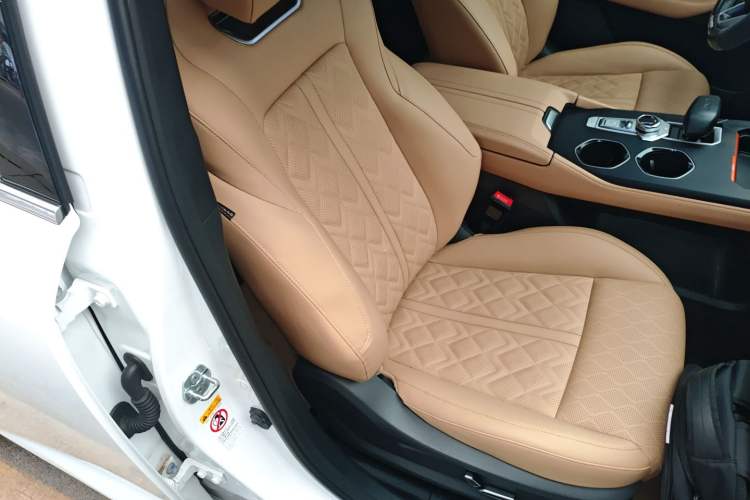 Used CHANGAN UNI-K 2021 2.0T Excellence Edition Right Front Seat