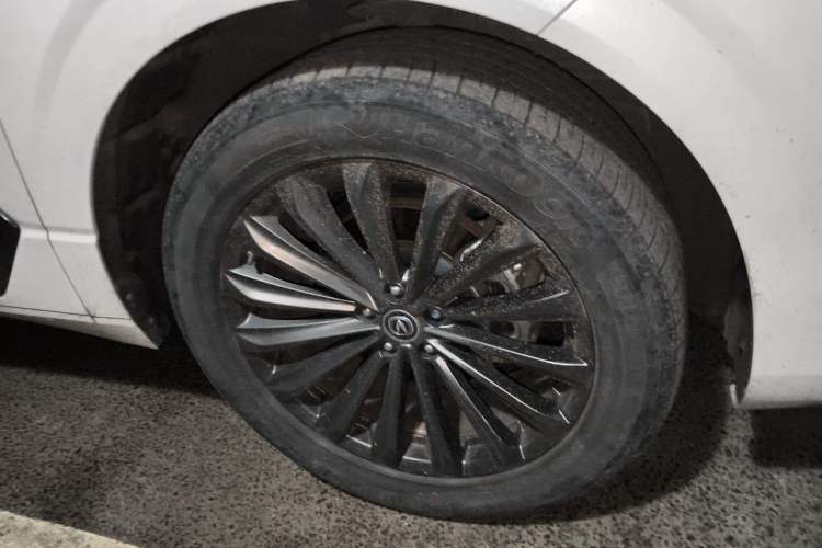 Used CHANGAN UNI-K 2021 2.0T Excellence Edition Right Front Wheel Hub