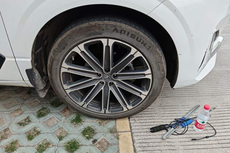 Used CHANGAN UNI-K 2021 2.0T Prestige Edition Right Front Wheel Hub