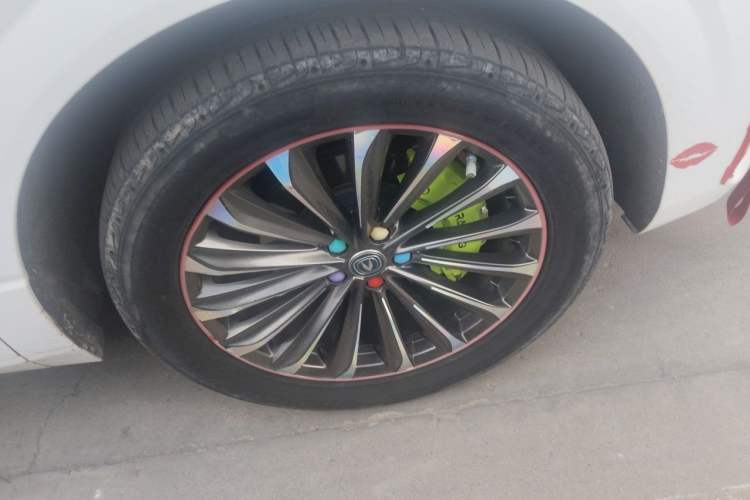 Used CHANGAN UNI-K 2021 2.0T Excellence Edition Right Front Wheel Hub