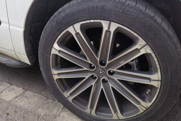 Used CHANGAN UNI-K 2021 2.0T Prestige Edition Right Front Wheel Hub