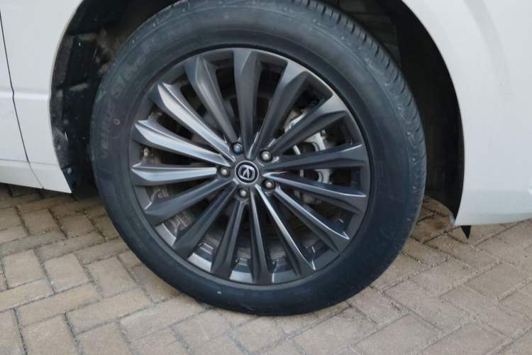 Used CHANGAN UNI-K 2021 2.0T Excellence Edition Right Front Wheel Hub