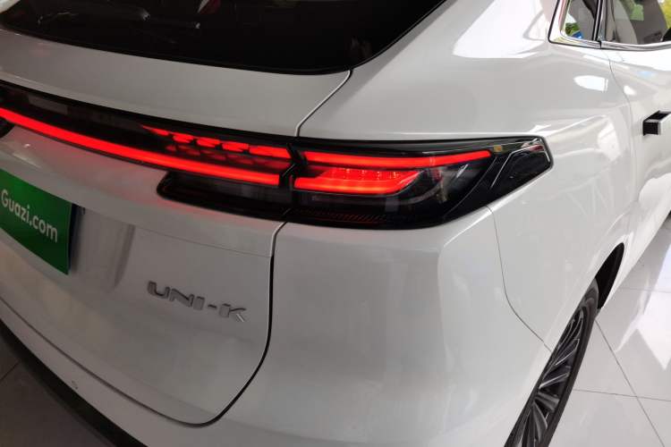 Used CHANGAN UNI-K 2021 2.0T Excellence Edition Right Rear Taillight
