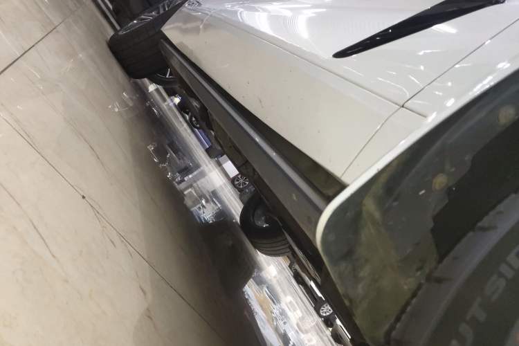 Used CHANGAN UNI-K 2021 2.0T All-Wheel Drive Prestige Version Right Side Sill