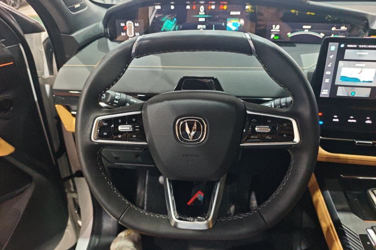 Used CHANGAN UNI-K 2021 2.0T Prestige Edition Steering Wheel