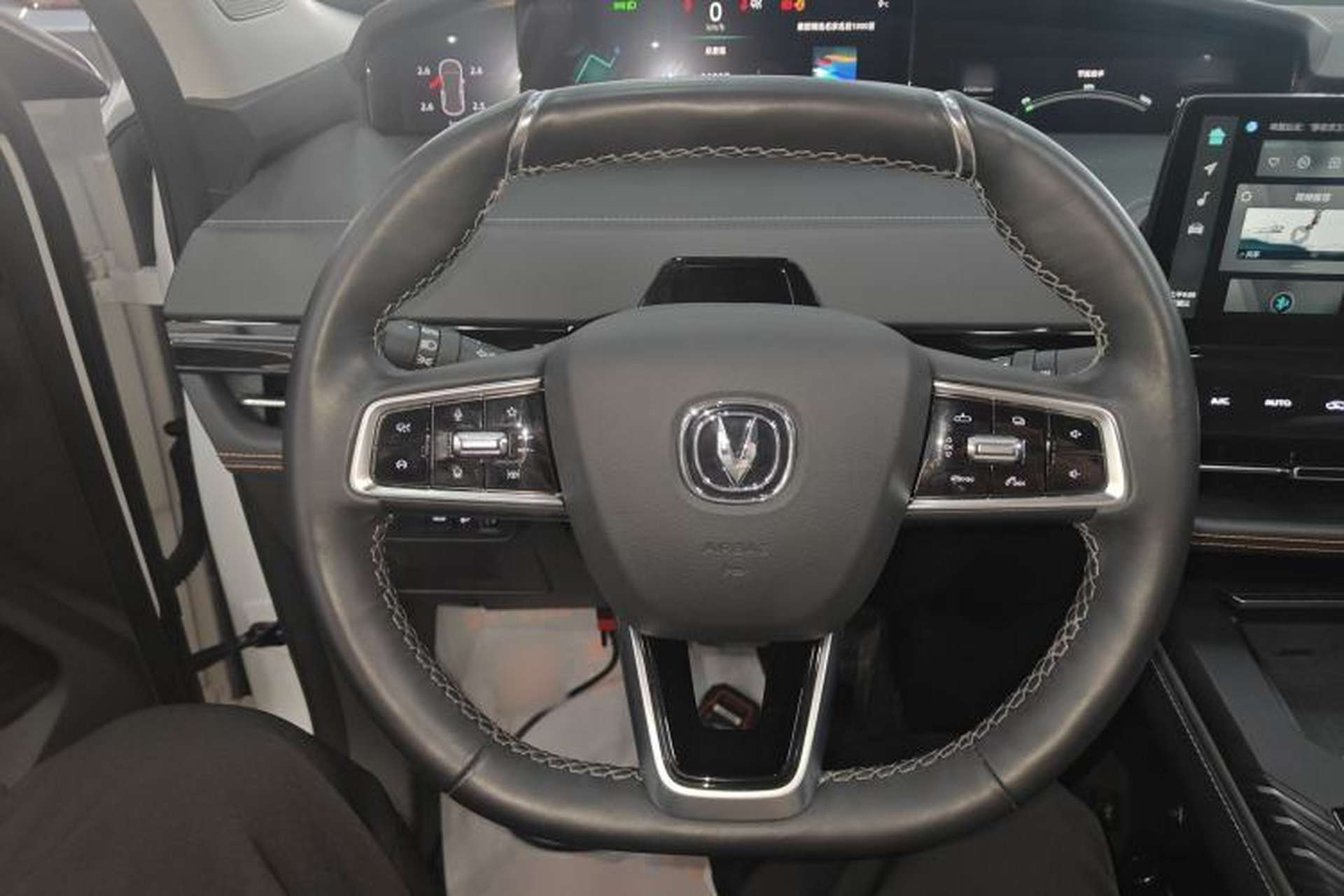 Used CHANGAN UNI-K 2021 2.0T Prestige Edition Steering Wheel