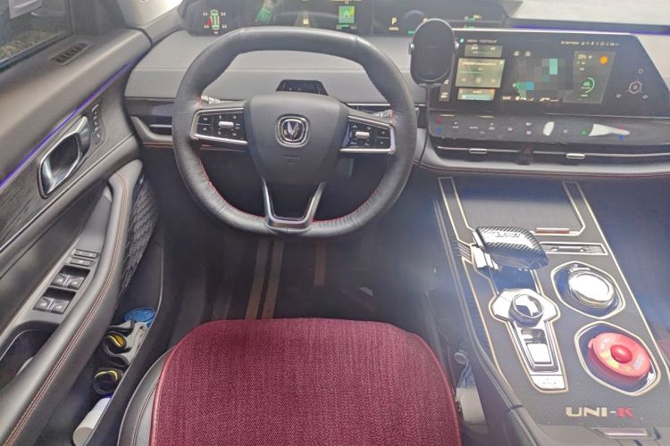 Used CHANGAN UNI-K 2021 2.0T All-Wheel Drive Prestige Version Steering Wheel