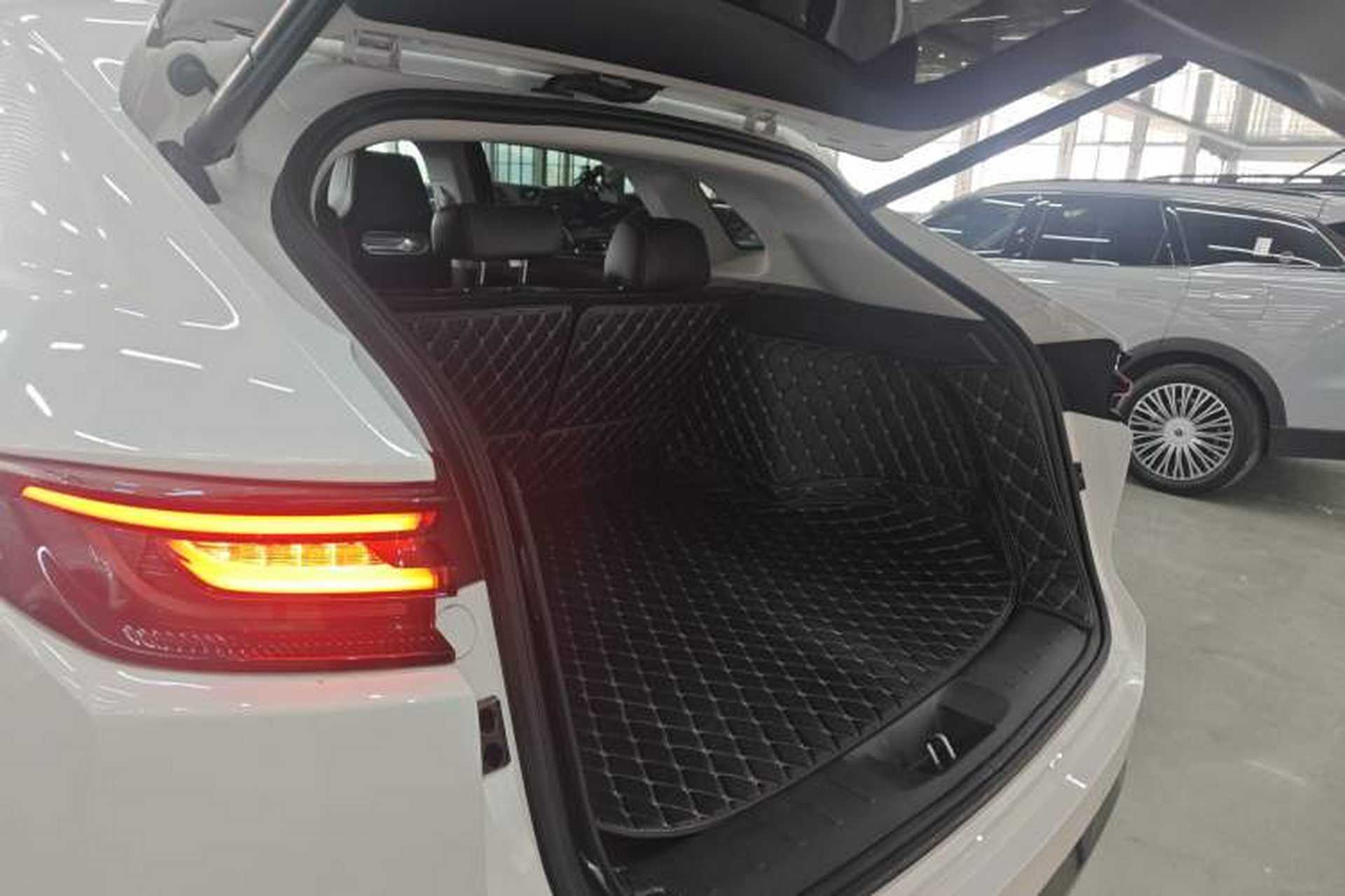 Used CHANGAN UNI-K 2021 2.0T Prestige Edition Trunk