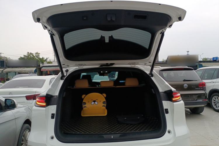 Used CHANGAN UNI-K 2021 2.0T All-Wheel Drive Prestige Version Trunk