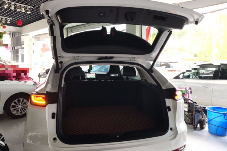 Used CHANGAN UNI-K 2021 2.0T Excellence Edition Trunk