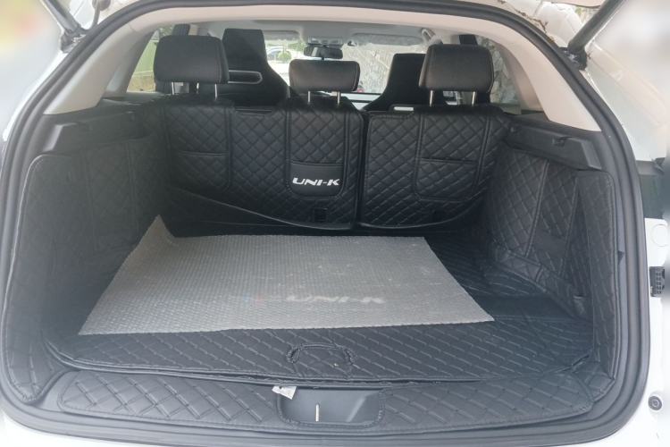 Used CHANGAN UNI-K 2021 2.0T Excellence Edition Trunk