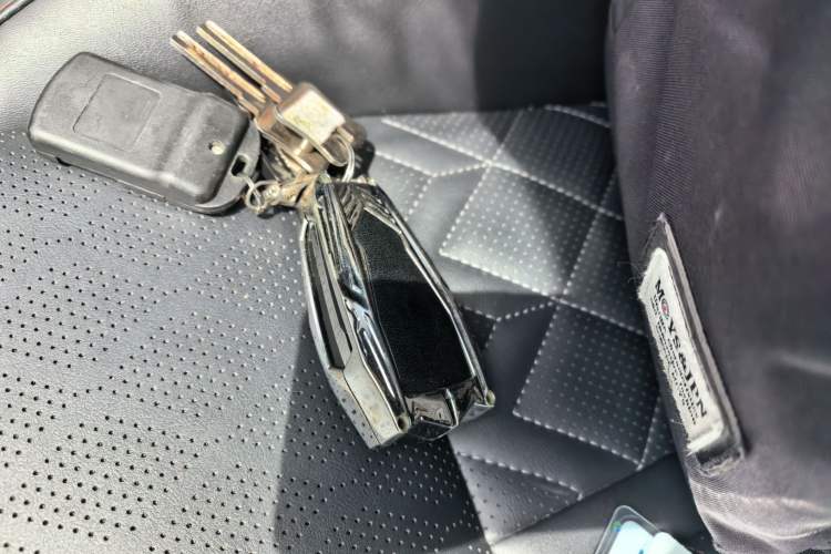 Used CHANGAN UNI-K 2021 2.0T Luxury Version Vehicle Key