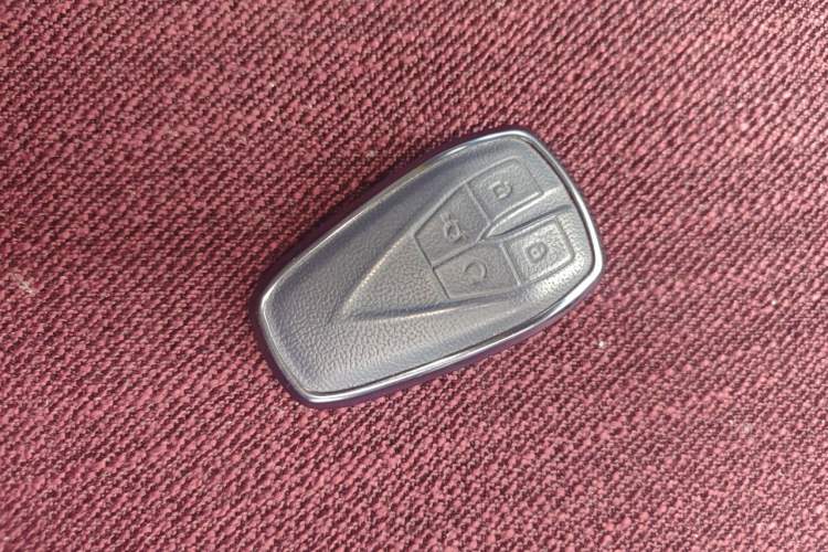 Used CHANGAN UNI-K 2021 2.0T All-Wheel Drive Prestige Version Vehicle Key