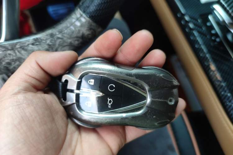 Used CHANGAN UNI-K 2021 2.0T Prestige Edition Vehicle Key