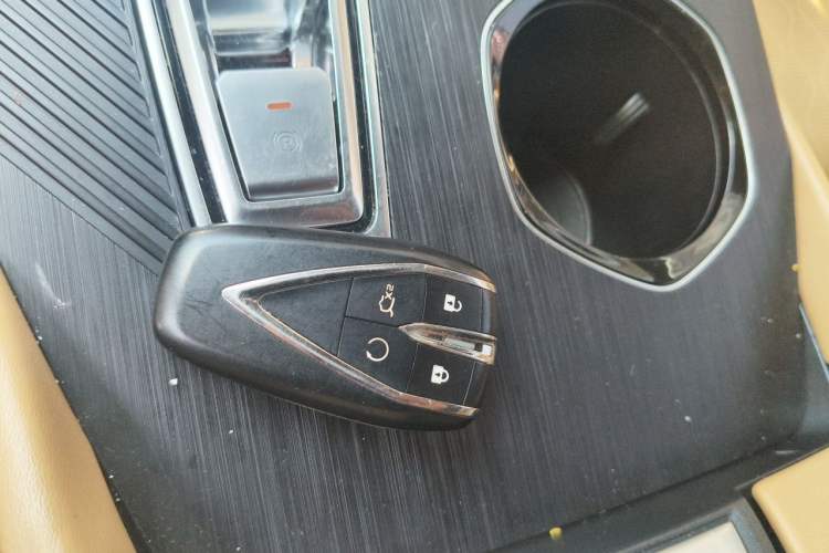 Used CHANGAN UNI-K 2021 2.0T Prestige Edition Vehicle Key