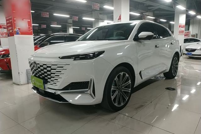Gebrauchter CHANGAN UNI-K 2021 2.0T Prestige Edition