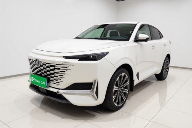 CHANGAN UNI-K 2021 2.0T Prestige Edition مستعملة
