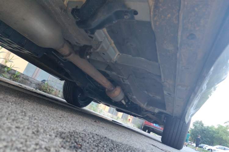 Used CHANGAN UNI-K 2023 2.0T Two-Wheel Drive Enjoyment Version Chassis Rear Right