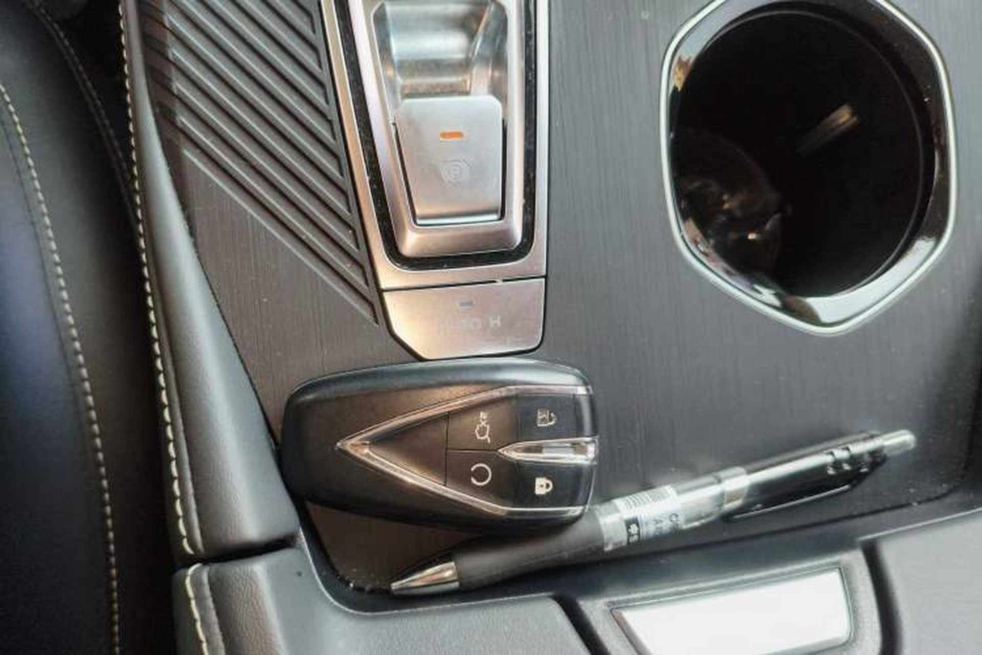 Used CHANGAN UNI-K 2023 2.0T Two-Wheel Drive YueShang Trim Vehicle Key
