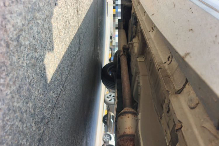 Used CHANGAN UNI-K 2023 2.0T Two-Wheel Drive Enjoyment Version Chassis Front Right