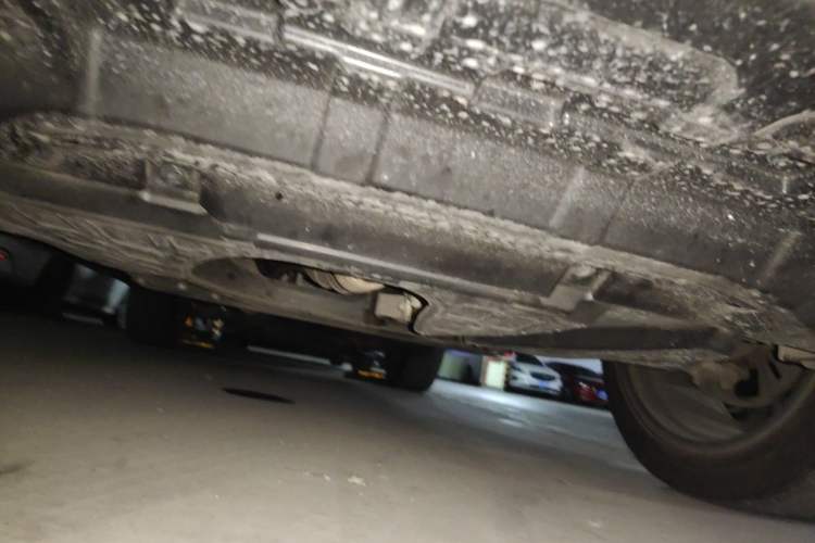 Used CHANGAN UNI-K 2023 2.0T Two-Wheel Drive Yue Ling Trim Chassis Front