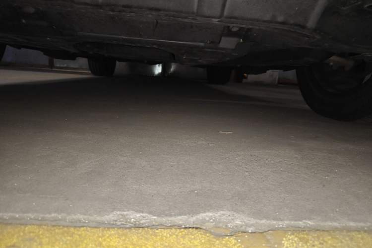 Used CHANGAN UNI-K 2023 2.0T Two-Wheel Drive Enjoyment Version Chassis Rear