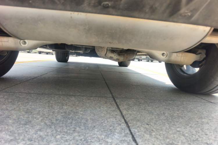Used CHANGAN UNI-K 2023 2.0T Two-Wheel Drive Enjoyment Version Chassis Rear