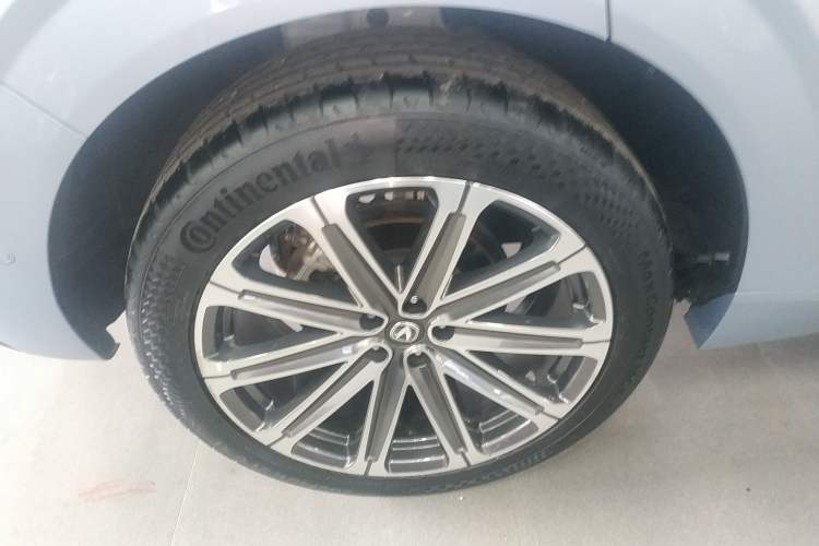 Used CHANGAN UNI-K 2023 2.0T Two-Wheel Drive Yue Ling Trim Exterior 8
