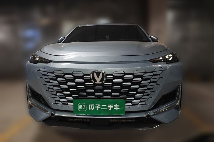 Used CHANGAN UNI-K 2023 2.0T Two-Wheel Drive Enjoyment Version Front