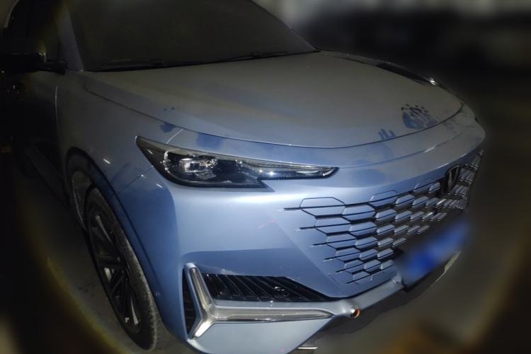 Used CHANGAN UNI-K 2023 2.0T Two-Wheel Drive Yue Ling Trim Front Right 45 Deg